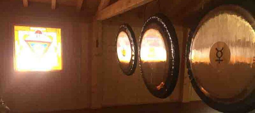 yoga and qigong retreat europe yoga and qigong retreat europe - picture of the gongs used in a sound healing class